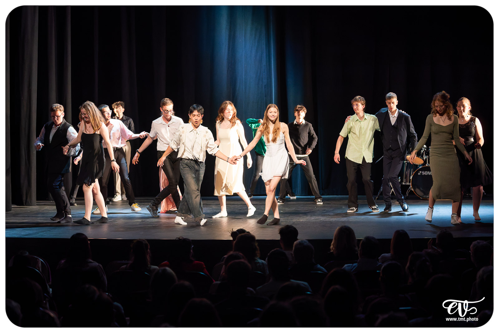 MAIS SONGEONS À RÉPÉTER S'IL VOUS PLAIT !